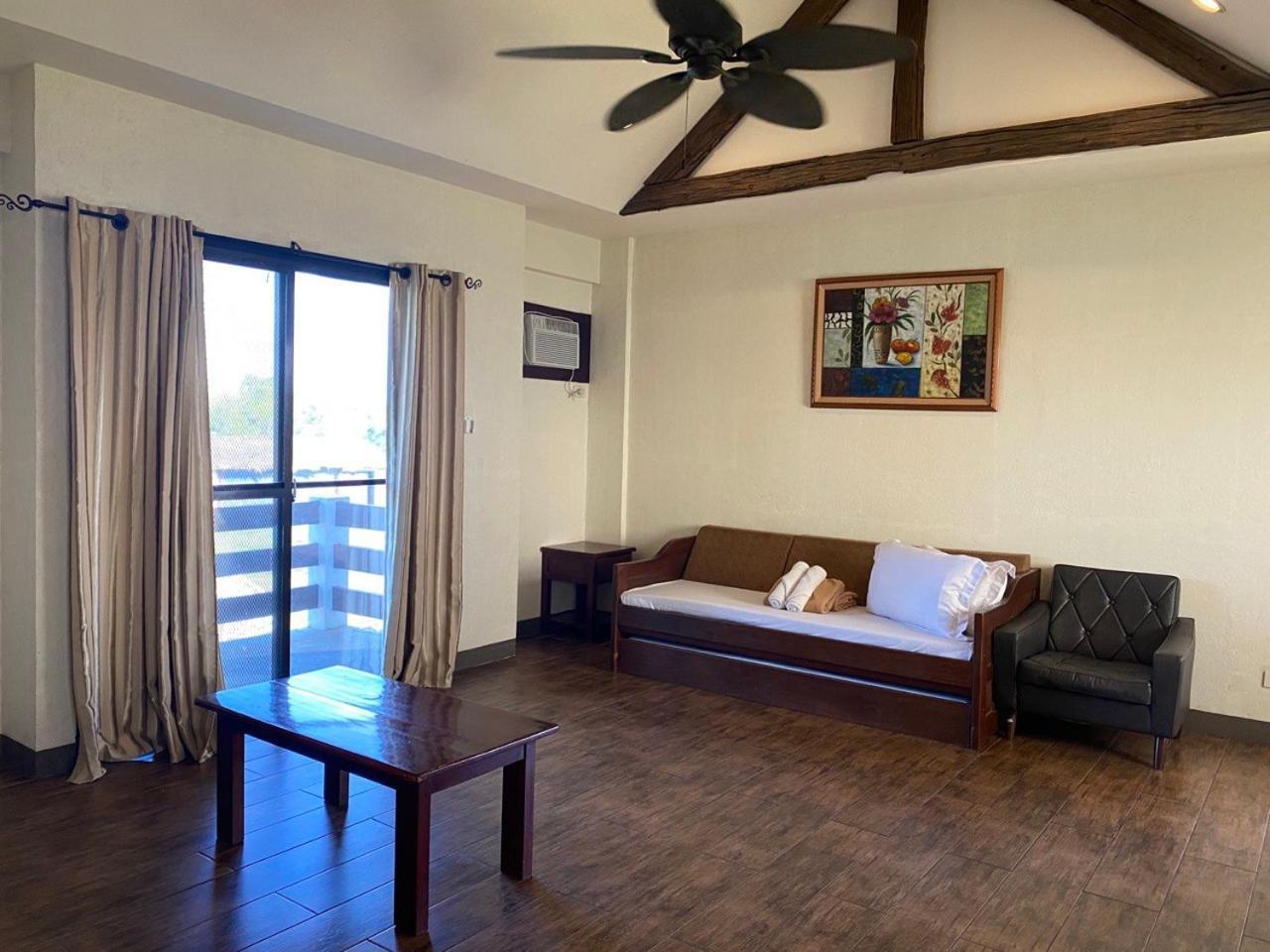 El Puerto Marina Beach Resort & Vacation Club Lingayen Екстериор снимка