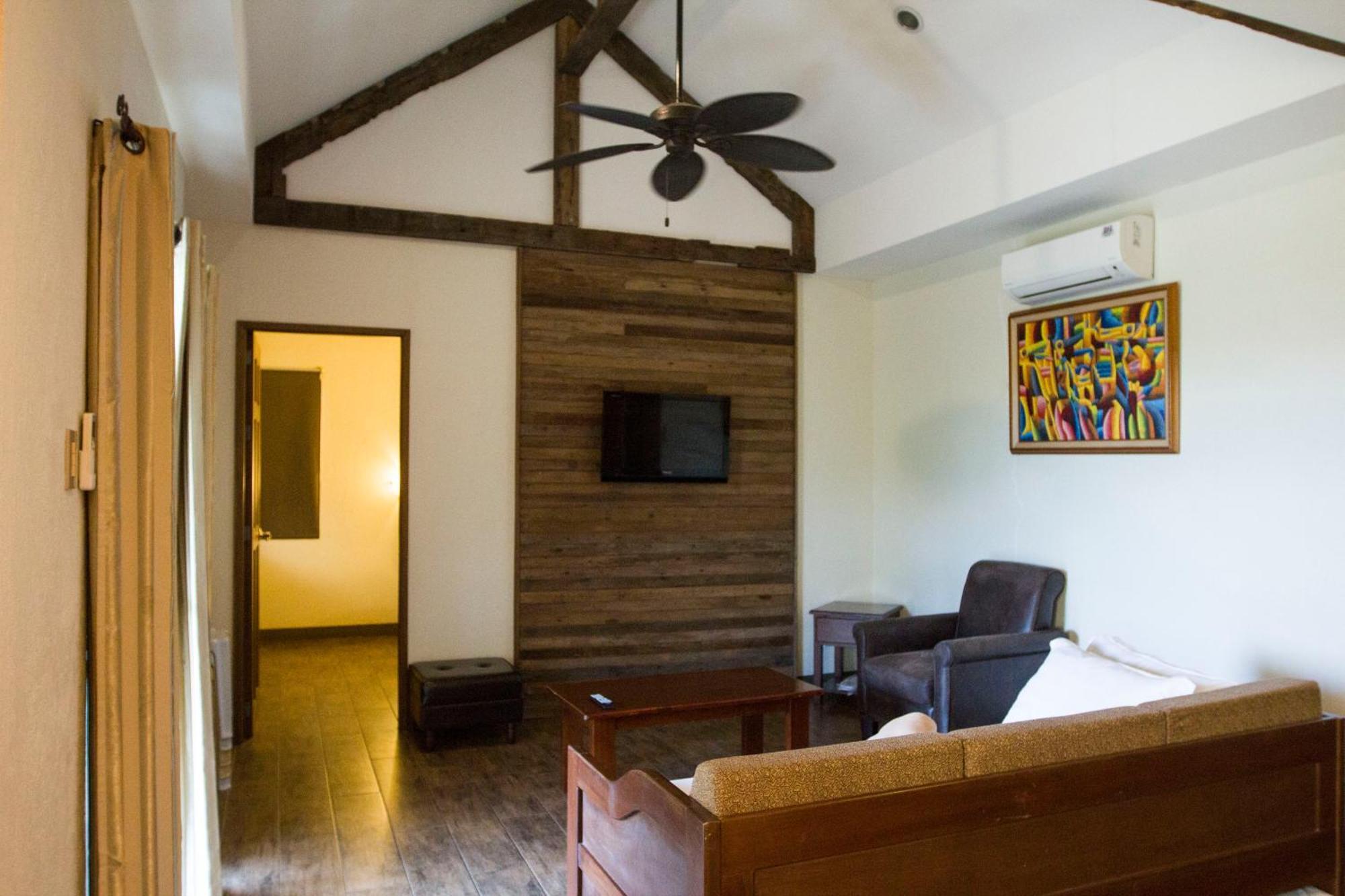 El Puerto Marina Beach Resort & Vacation Club Lingayen Екстериор снимка