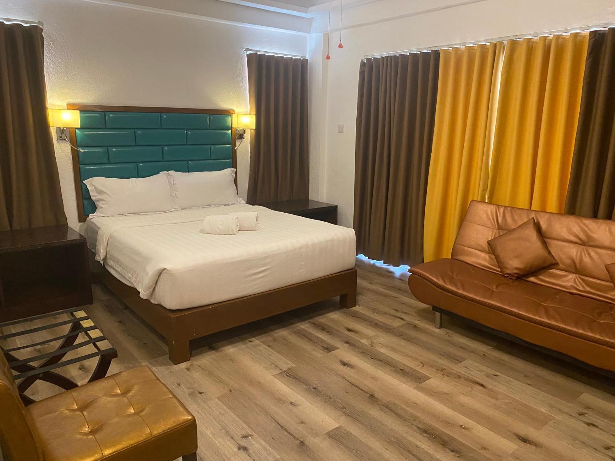 El Puerto Marina Beach Resort & Vacation Club Lingayen Екстериор снимка