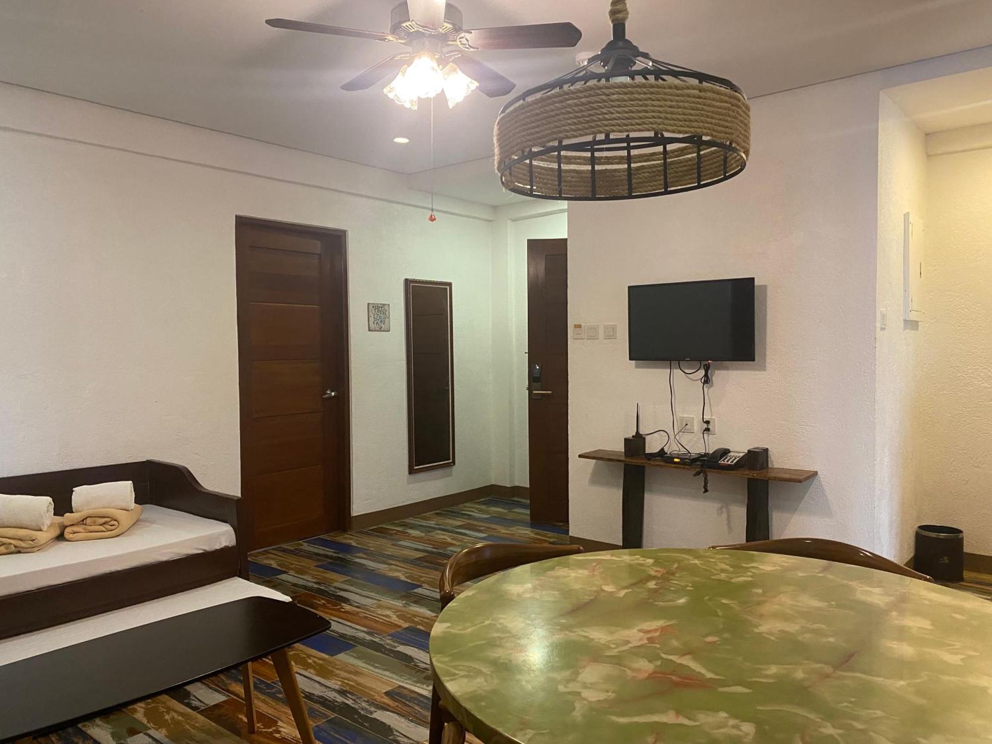 El Puerto Marina Beach Resort & Vacation Club Lingayen Екстериор снимка
