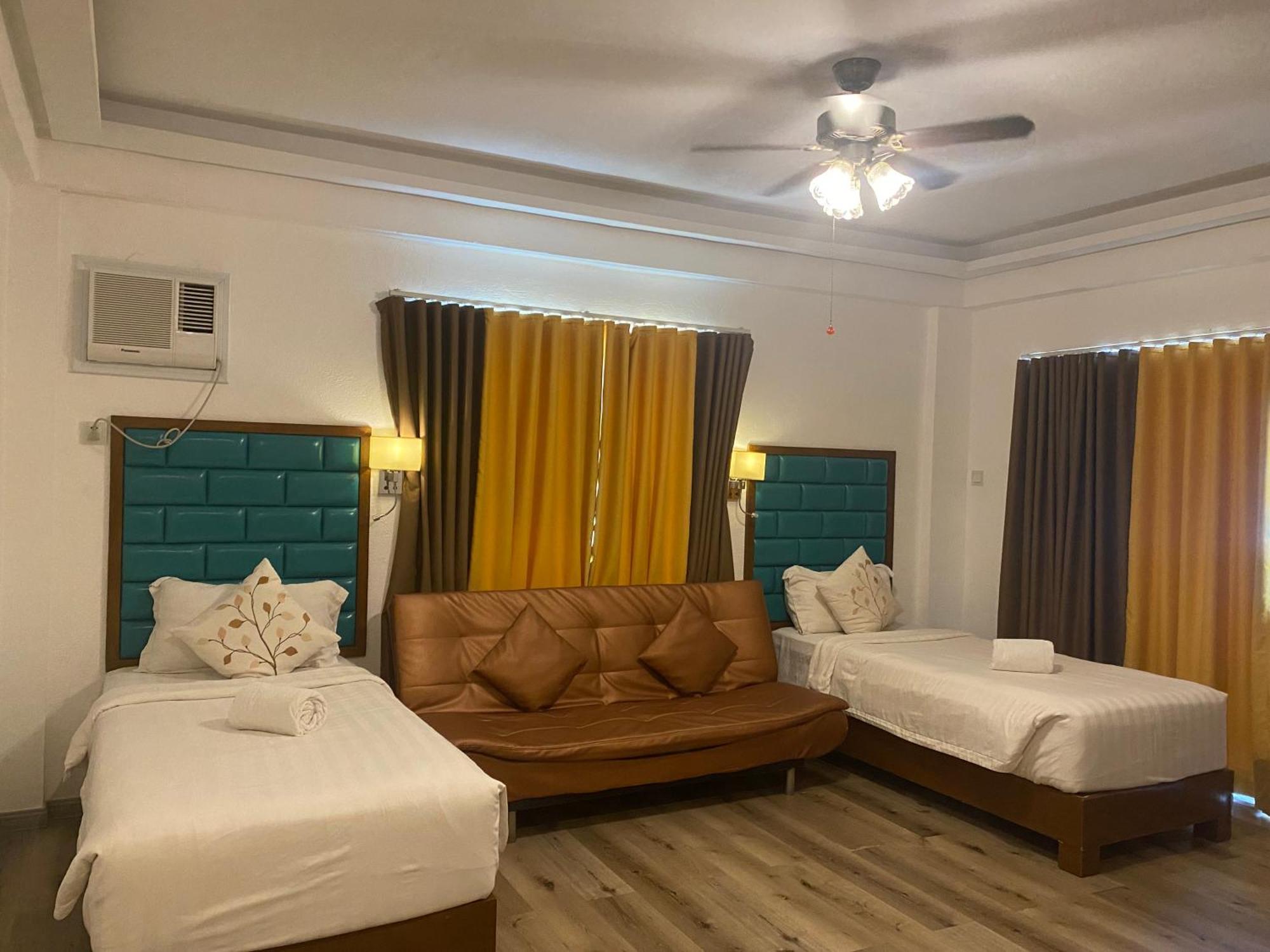 El Puerto Marina Beach Resort & Vacation Club Lingayen Екстериор снимка